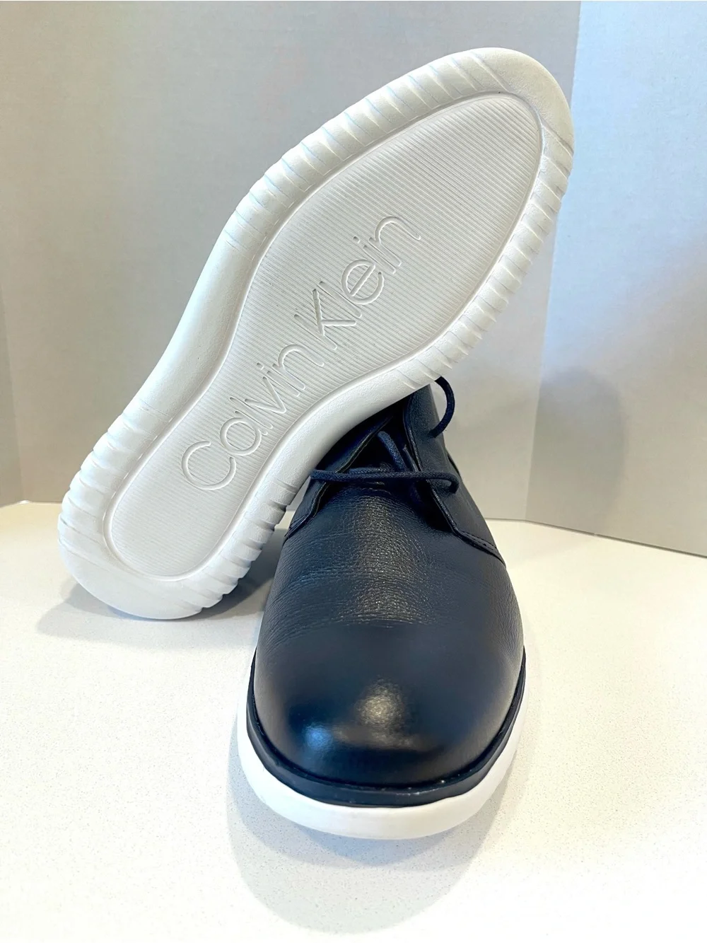 Calvin Klein Navy Leather Chukka with White Sole Size 8.5